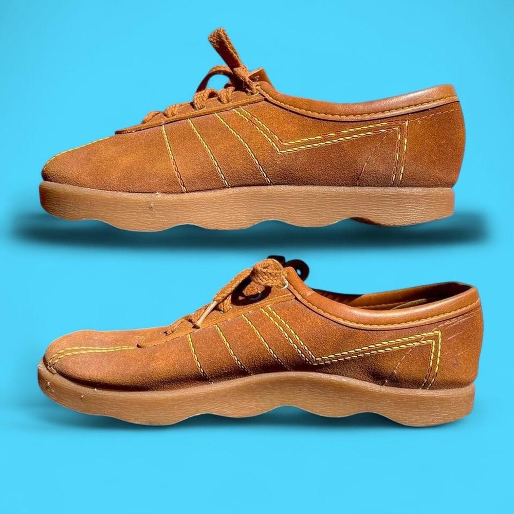 70s roller coasters wavy sole tan suede lace-up sneakers